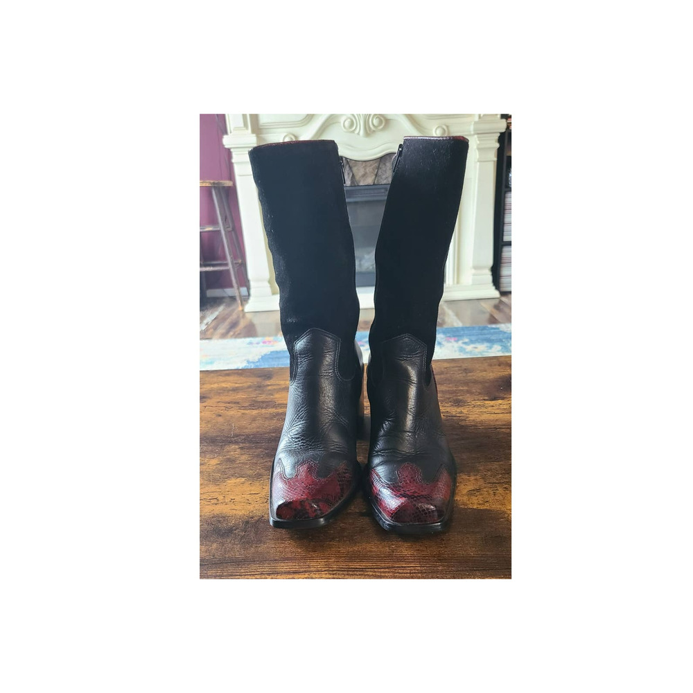 Naturalizer Cowgirl Mid Calf Chunky Heel Boot Black and Red Size 9M